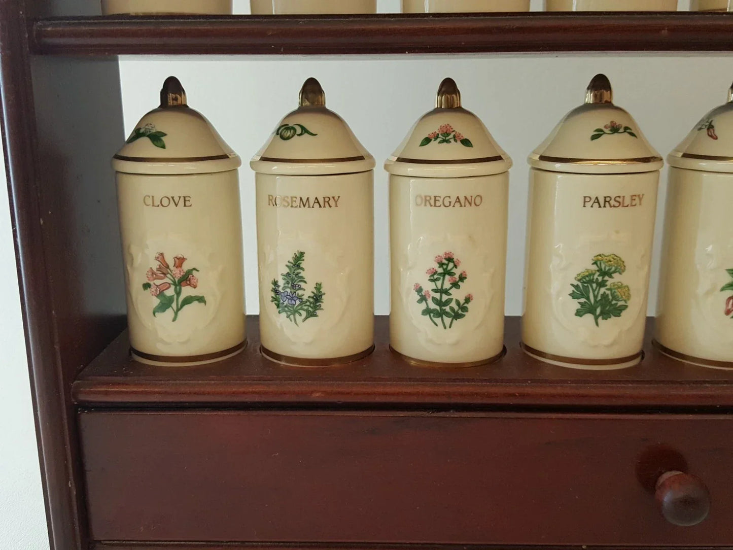 Vintage 1992 Lenox Spice Garden spice rack with spice jars