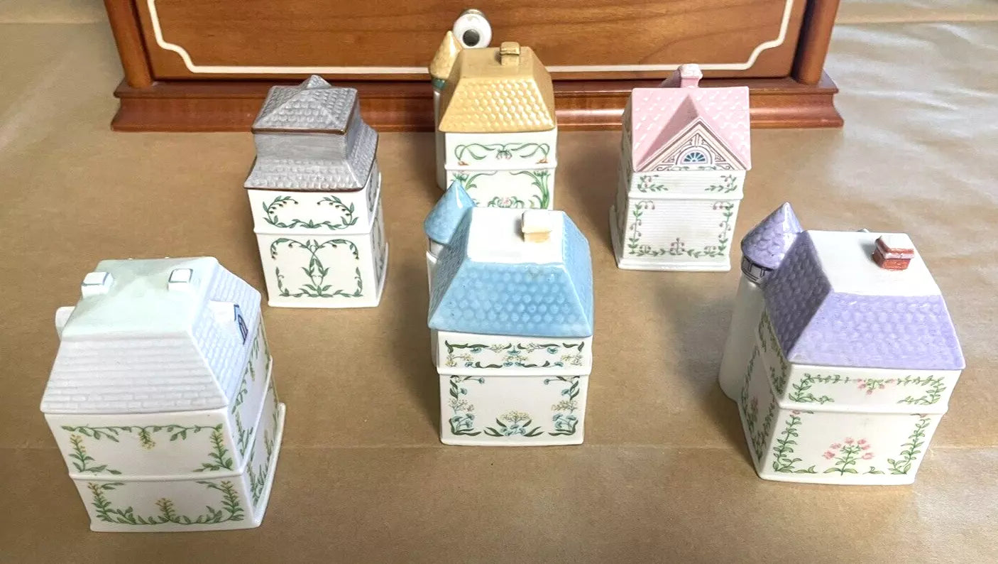 Vintage Porcelain Lenox Complete Spice Village & Rack,24 Spice CottagesVGC, 1989